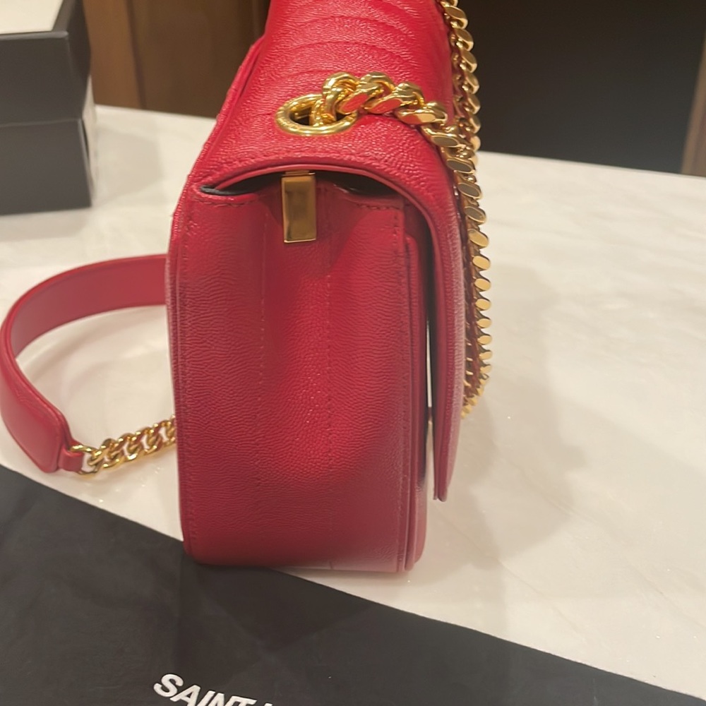 NWOT YSL Vicky red bag - Picture 5 of 7
